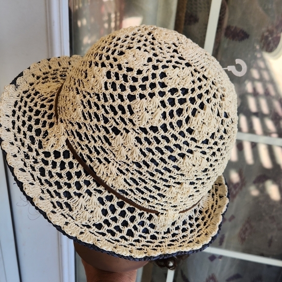 Anthropologie PINS AND NEEDLES Crochet & Straw Hat - Picture 6 of 7